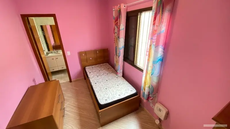 Casa com 3 quartos em Jardim Londrina - foto 3