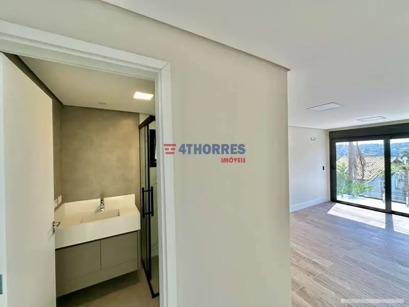 Casa com 4 quartos em Condomínio São Paulo II - foto 4