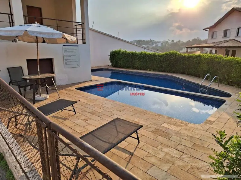 Casa com 3 quartos em Granja Viana - foto 2