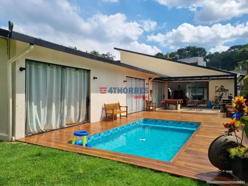 Casa com 3 quartos em Granja Viana - foto 3