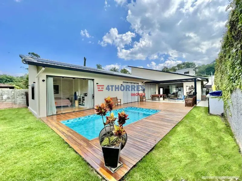 Casa - 3 quartos - Granja Viana - Cotia