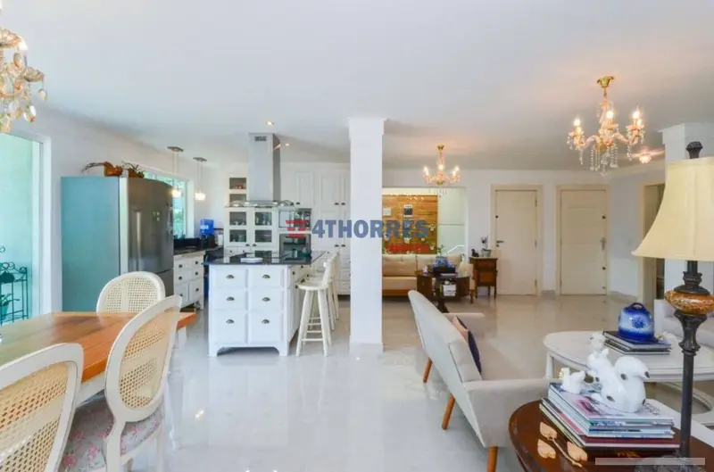 Casa com 4 quartos em Bellagio Casa de Condomínio