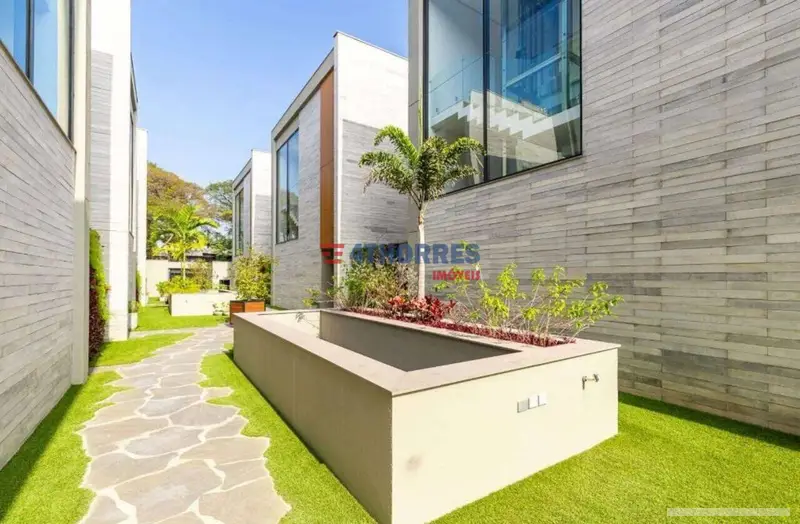 Casa com 5 quartos em Brooklin Paulista - foto 2