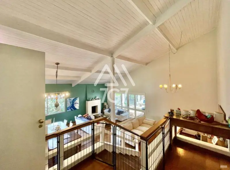 Casa com 4 quartos em Granja Viana - foto 4