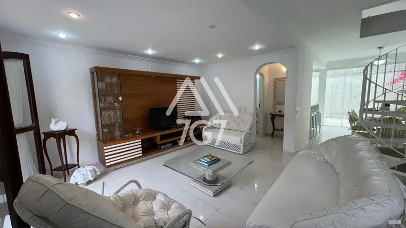 Casa com 3 quartos em Enseada - foto 3