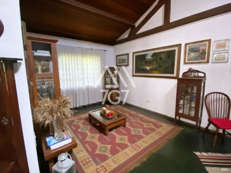 Casa com 3 quartos em Granja Viana - foto 3