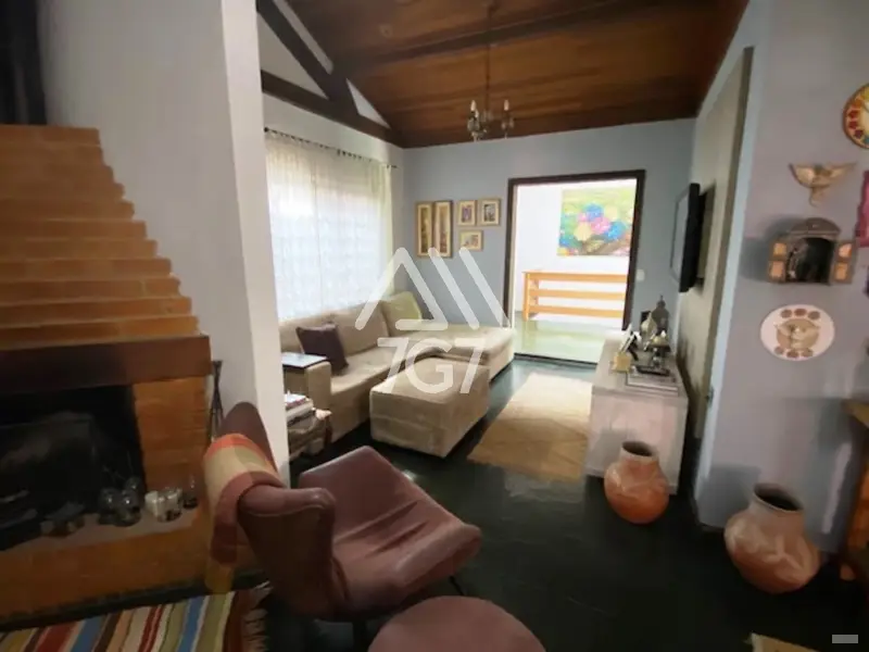 Casa com 3 quartos em Granja Viana - foto 4