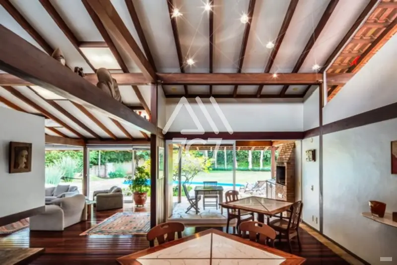 Casa - 3 quartos - Granja Viana - Carapicuíba