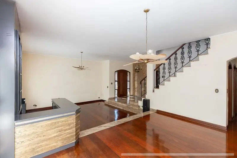 Casa com 4 quartos em Jardim Colombo - foto 3