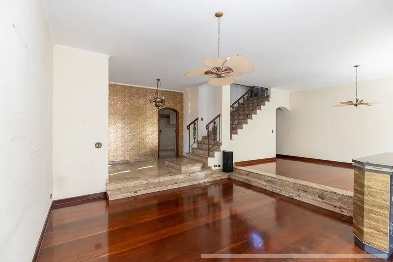 Casa com 4 quartos em Jardim Colombo - foto 2