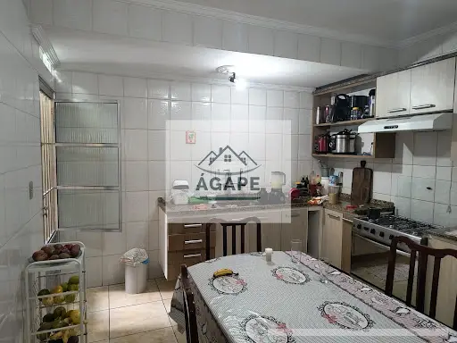 Sobrado - 3 quartos - Jardim Saint Moritz - Taboão da Serra