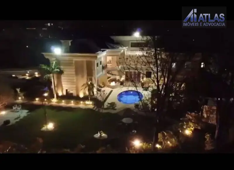 Casa com 6 quartos em Residencial Três (Tamboré) - foto 2