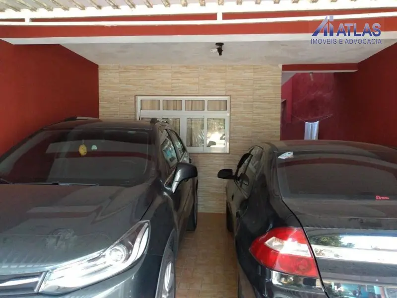 Casa com 3 quartos em Vila Carmela I - foto 4