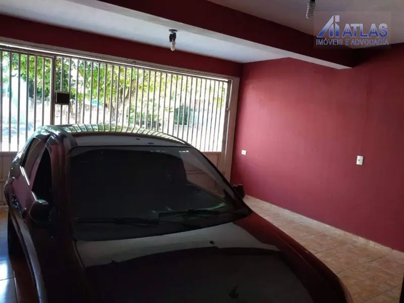 Casa com 3 quartos em Vila Carmela I - foto 3