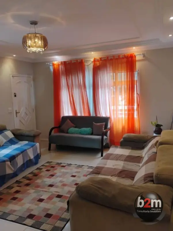 Casa com 5 quartos em Km 18 - foto 2