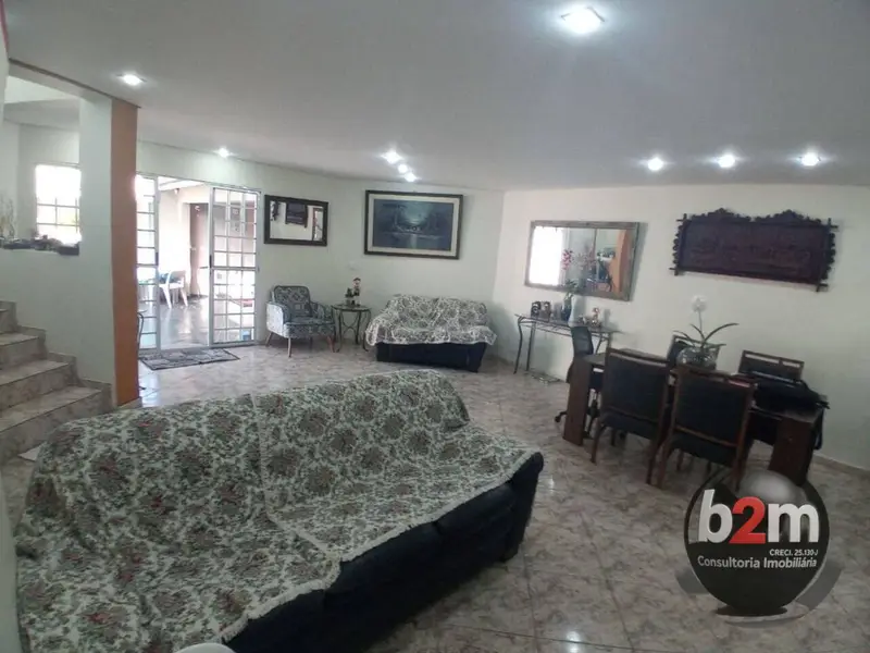 Casa com 4 quartos em Adalgisa - foto 4