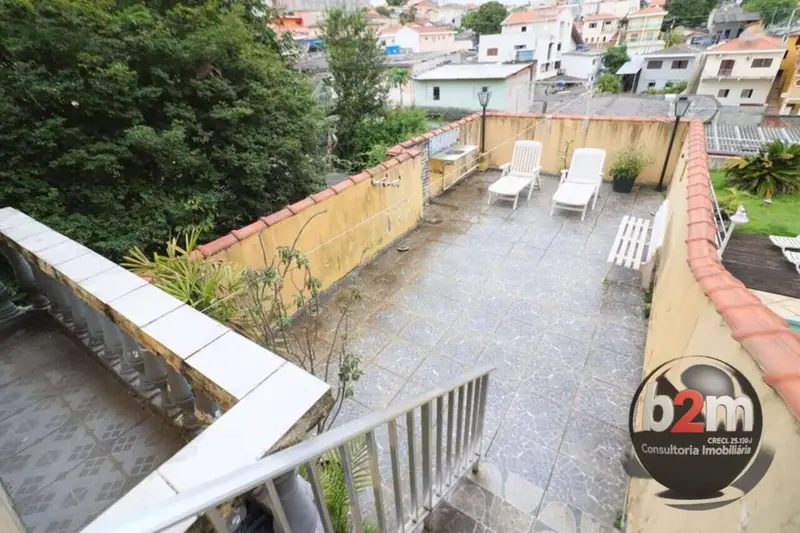 Casa com 4 quartos em Vila Yara - foto 2