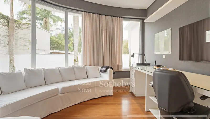 Casa com 5 quartos em Real Parque - foto 3