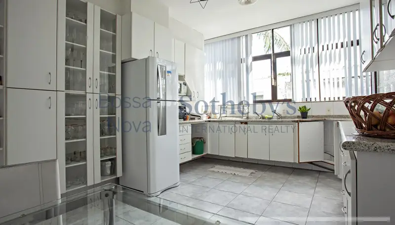 Casa com 4 quartos em Real Parque - foto 3