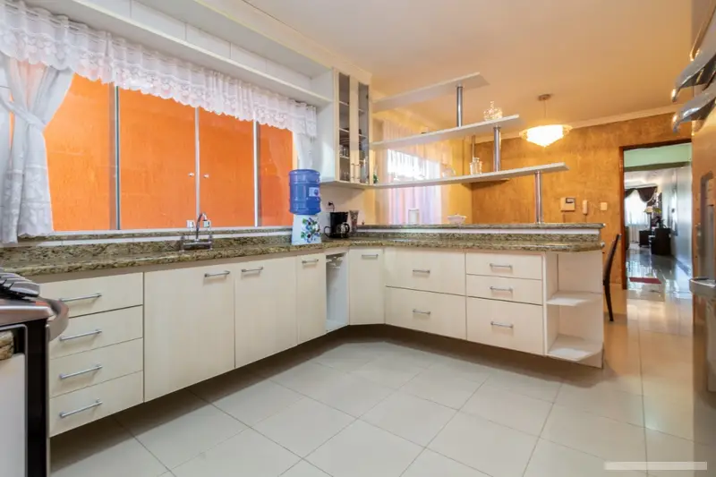 Sobrado com 5 quartos em Jardim das Flores - foto 4