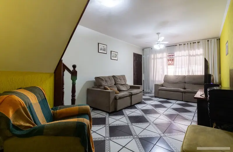 Sobrado com 3 quartos em Helena Maria - foto 3