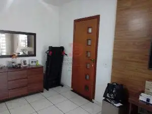 Casa com 3 quartos em Vila Ré - foto 4