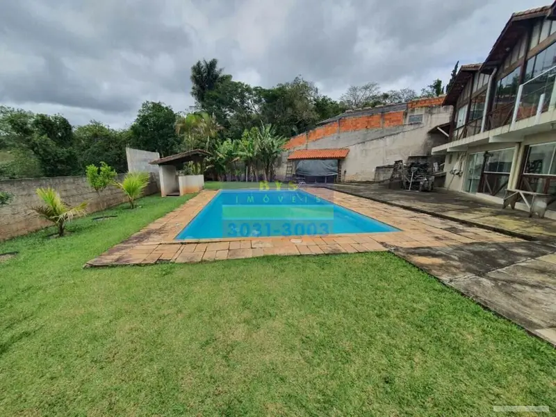 Casa com 6 quartos em Portal Das Acacias - foto 4