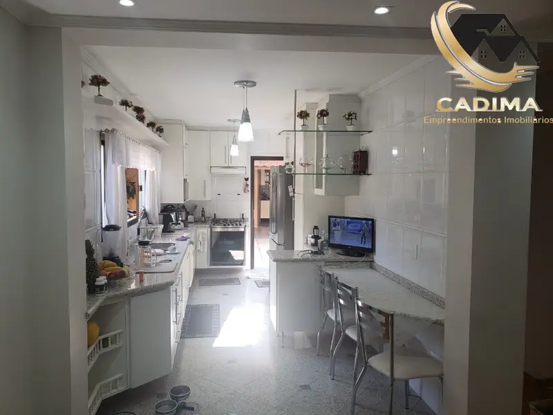 Casa com 7 quartos em Jardim Iva - foto 5