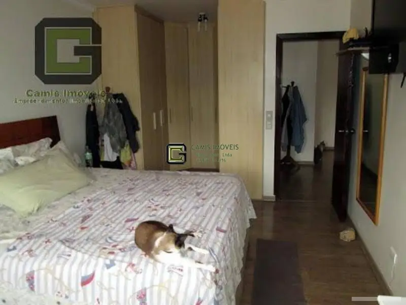 Casa com 4 quartos em Cambuci - foto 4