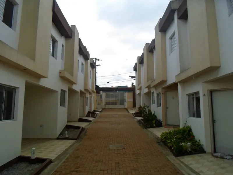 Sobrado com 3 quartos em CONDOMINIO ARAXÁ - foto 3