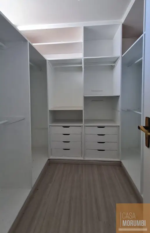 Casa com 4 quartos em Alphaville - foto 2