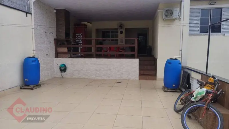 Casa com 4 quartos em Vila Nova York - foto 5