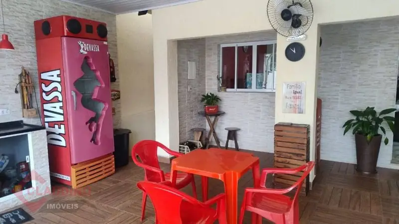 Casa com 4 quartos em Vila Nova York - foto 3