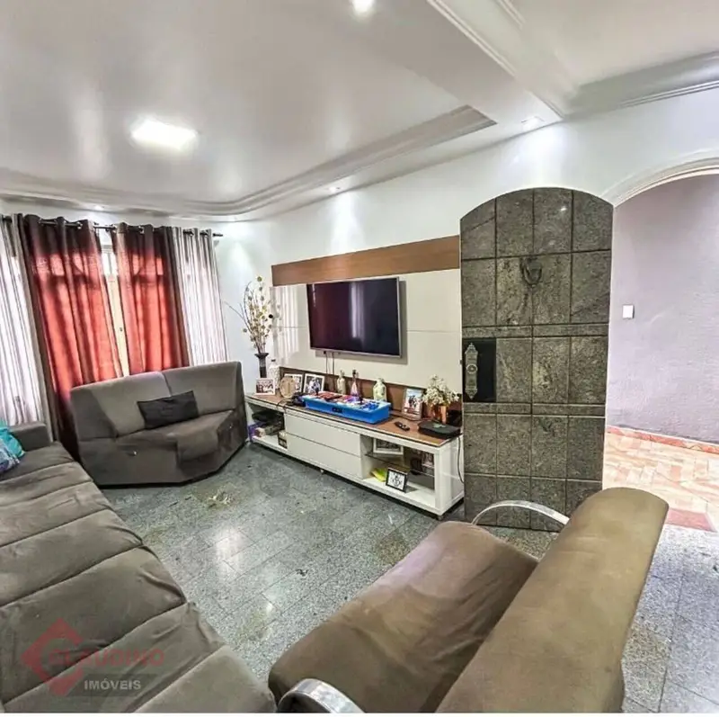 Casa com 3 quartos em Jardim Iva - foto 2