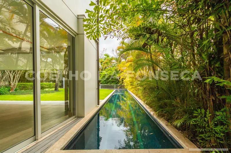 Casa em condomínio com 5 quartos em Real Parque - foto 2