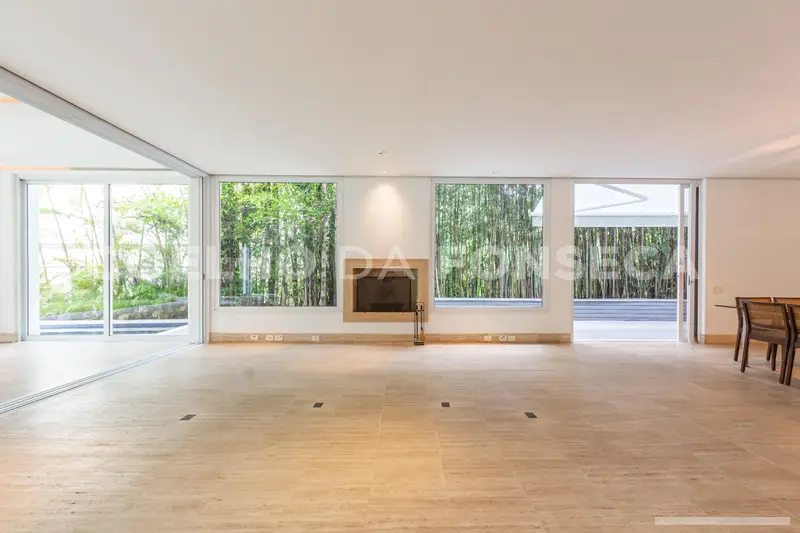 Casa em condomínio com 5 quartos em Real Parque - foto 3