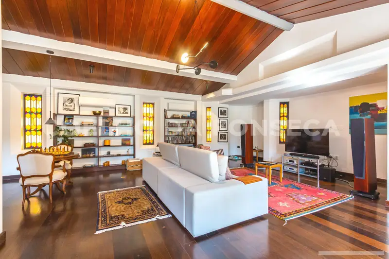 Casa com 5 quartos em Alto de Pinheiros - foto 5