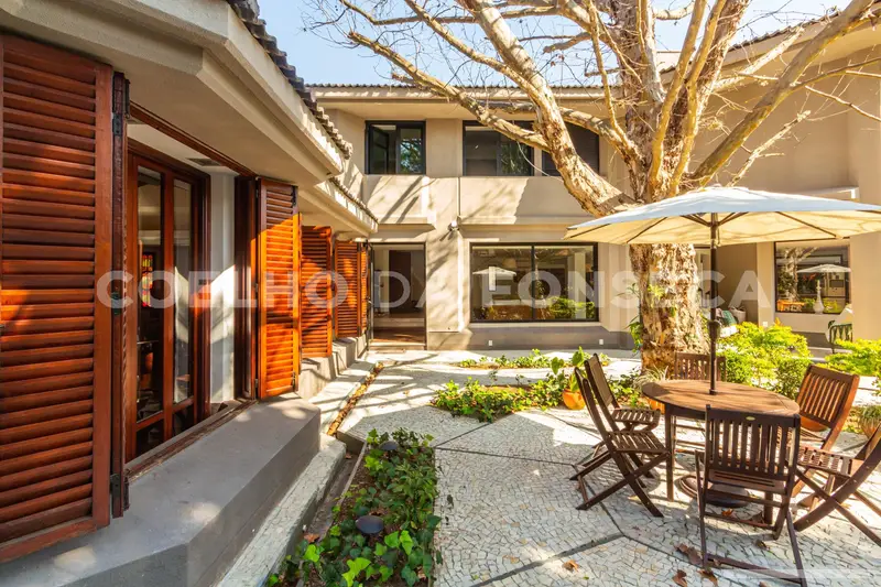 Casa com 5 quartos em Alto de Pinheiros - foto 2