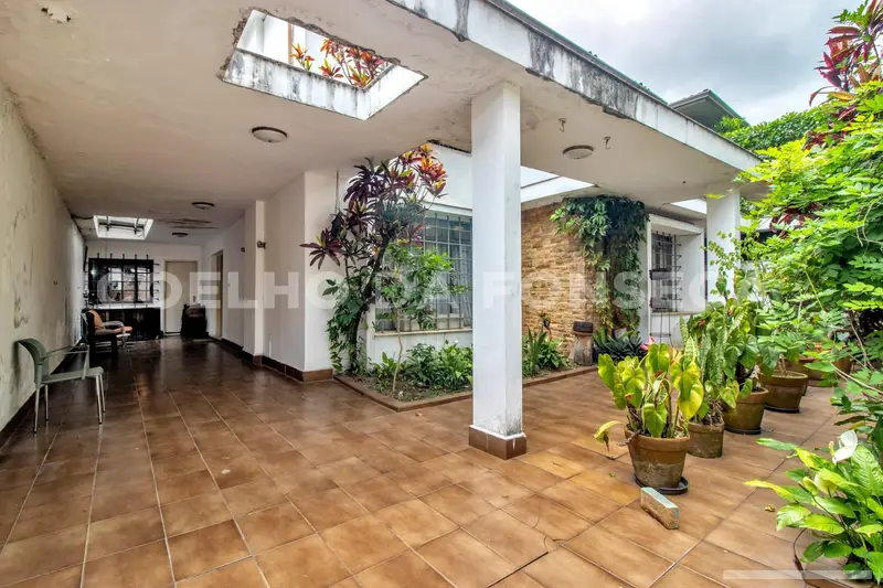 Casa com 4 quartos em Jardim Europa - foto 2