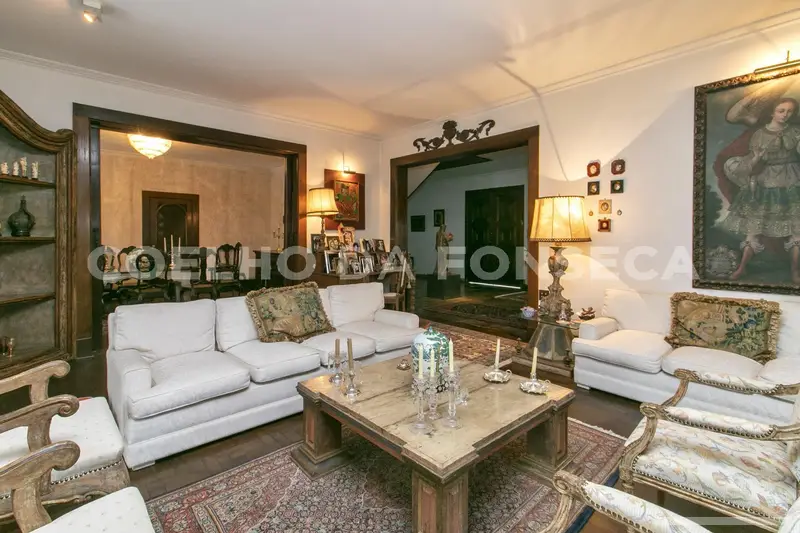 Casa com 5 quartos em Jardim Guedala - foto 4