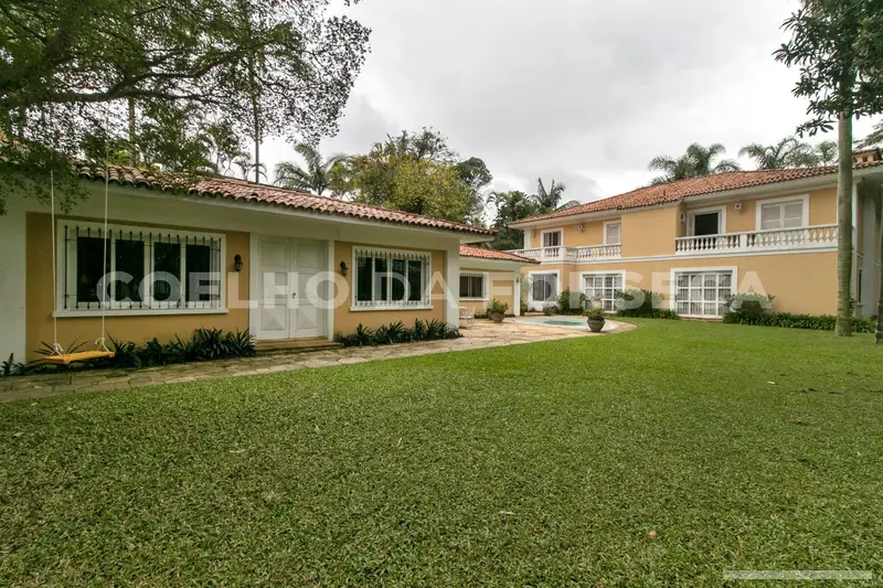 Casa com 5 quartos em Jardim Guedala - foto 2