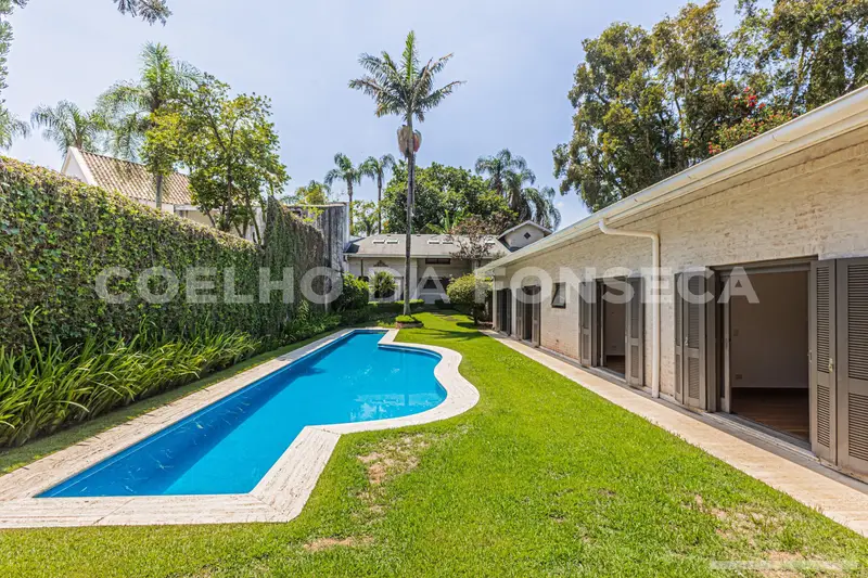 Casa com 5 quartos em Alto da Boa Vista - foto 2