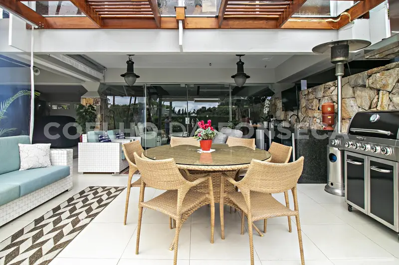 Casa com 4 quartos em Morumbi - foto 3