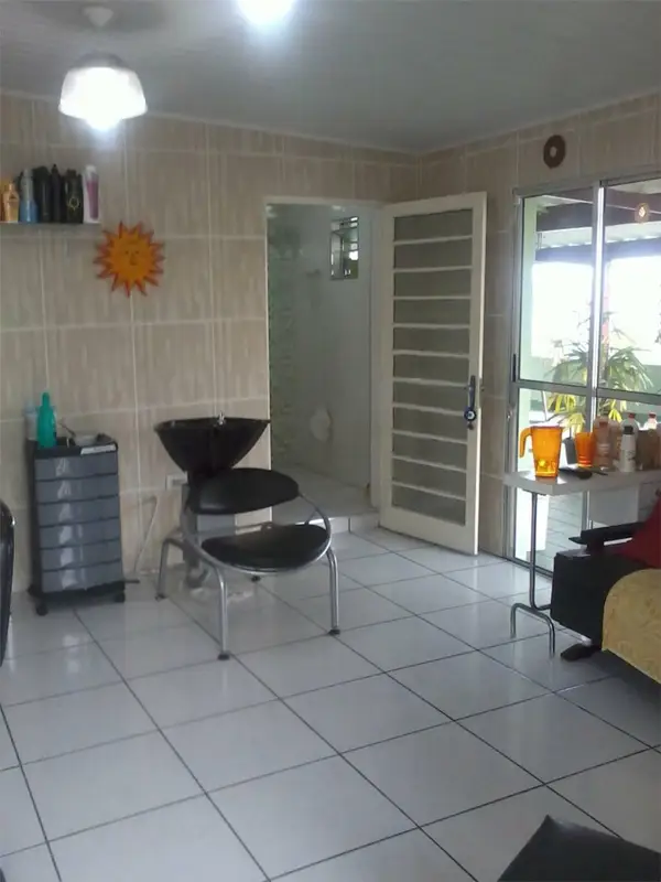 Casa com 3 quartos em Ref 12270 Casa - foto 2