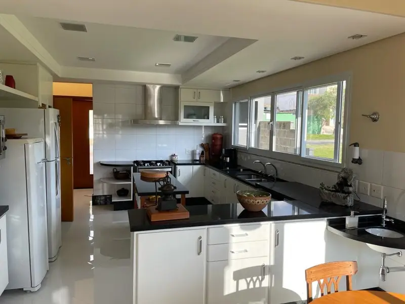 Casa com 4 quartos em Genesis I - Alphaville - foto 4