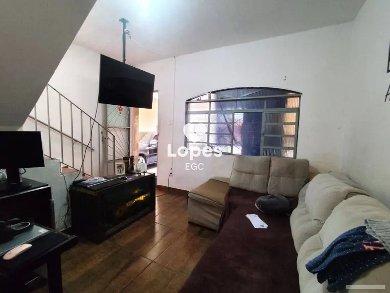 Casa com 3 quartos em Parque São Lucas - foto 2