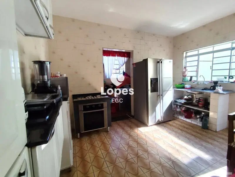 Casa com 3 quartos em Parque São Lucas - foto 3