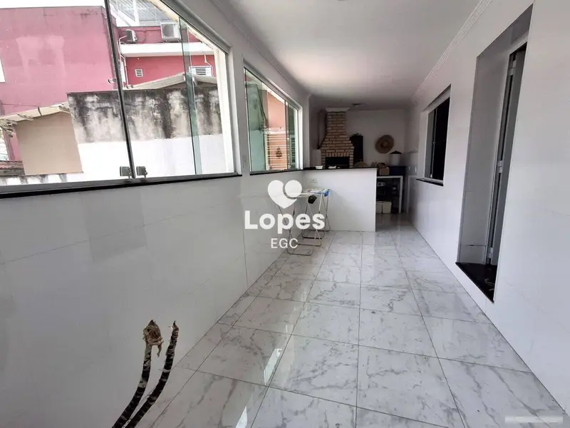 Casa com 6 quartos em Parque São Lucas - foto 4