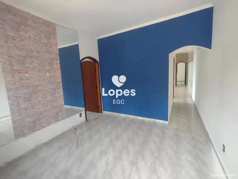 Casa com 6 quartos em Parque São Lucas - foto 2