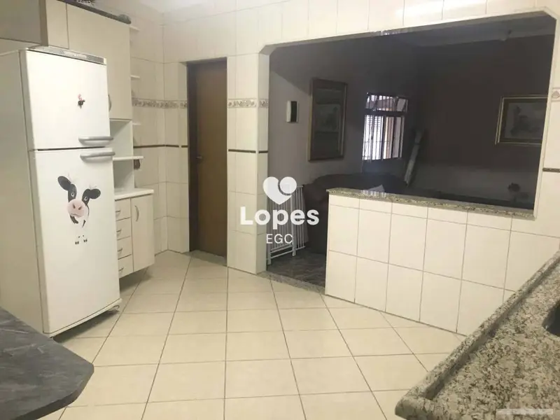 Casa com 4 quartos em Parque São Lucas - foto 5